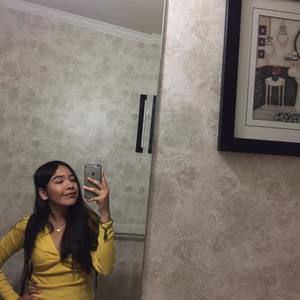 Meet your Posher, Mayra